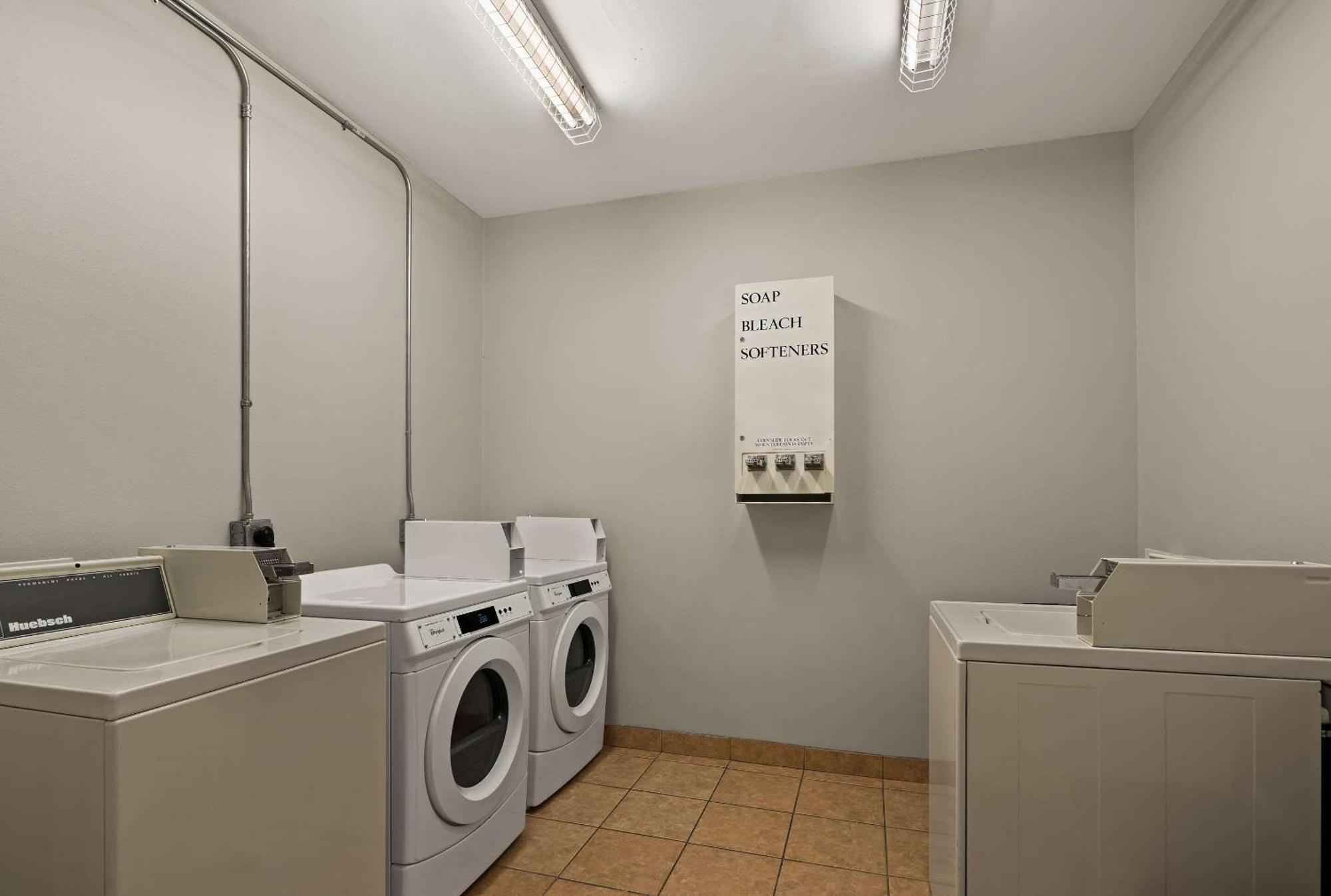 Mainstay Suites Houma Eksteriør billede