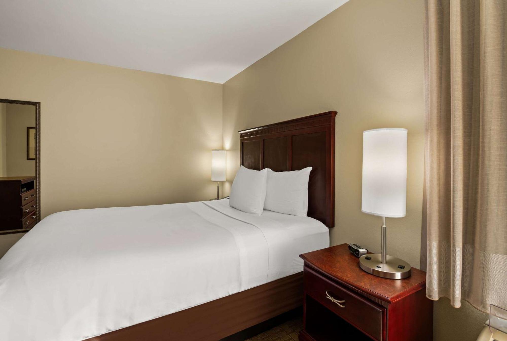 Mainstay Suites Houma Eksteriør billede